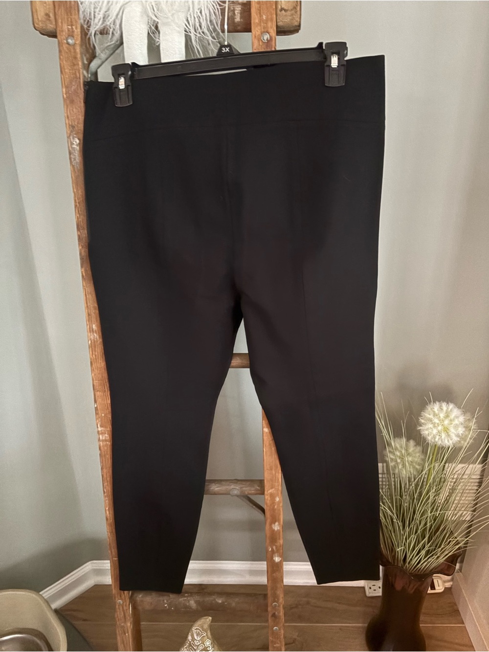 Black Women's Ponte Pull-On Pants NWOT